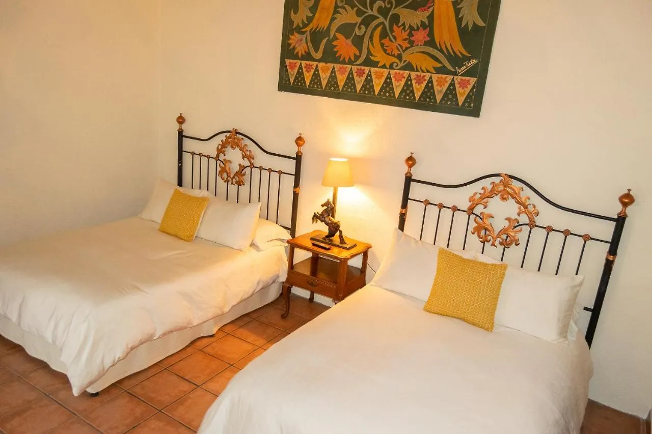 Hotel La Villa Serena  Antigua