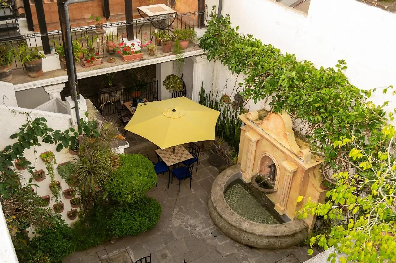 Hotel La Villa Serena Antigua Guatemala