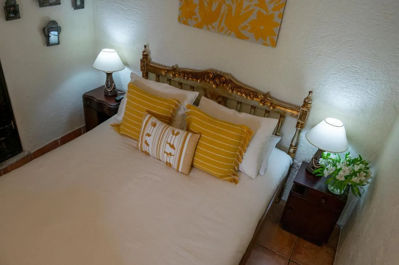 ***  Hotel La Villa Serena Guatemala